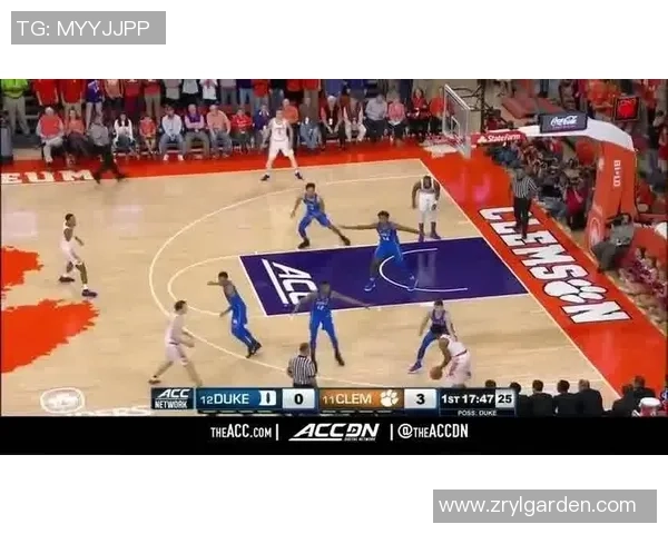 杜克大学对阵雪城大学篮球赛精彩直播全程回顾与分析 杜克大学对阵雪城大学篮球赛精彩直播全程回顾与分析