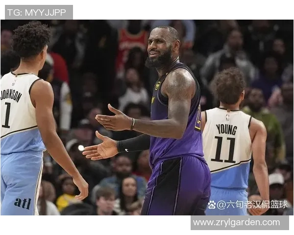 詹姆斯领衔湖人对决篮网总决赛精彩瞬间回顾与分析